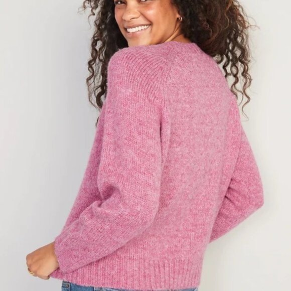 Old Navy Sweaters - FLASH SALE! 🩷 NWT Pink Sweater!
